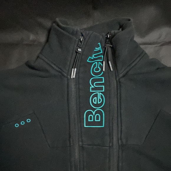 Bench Hoodie(Jacket) - Picture 2 of 3
